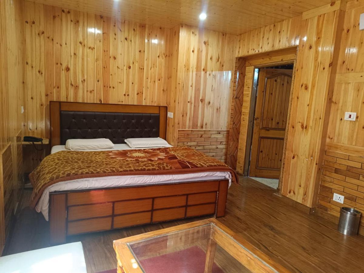 Hotel Krishna Vaas Shimla Zewnętrze zdjęcie