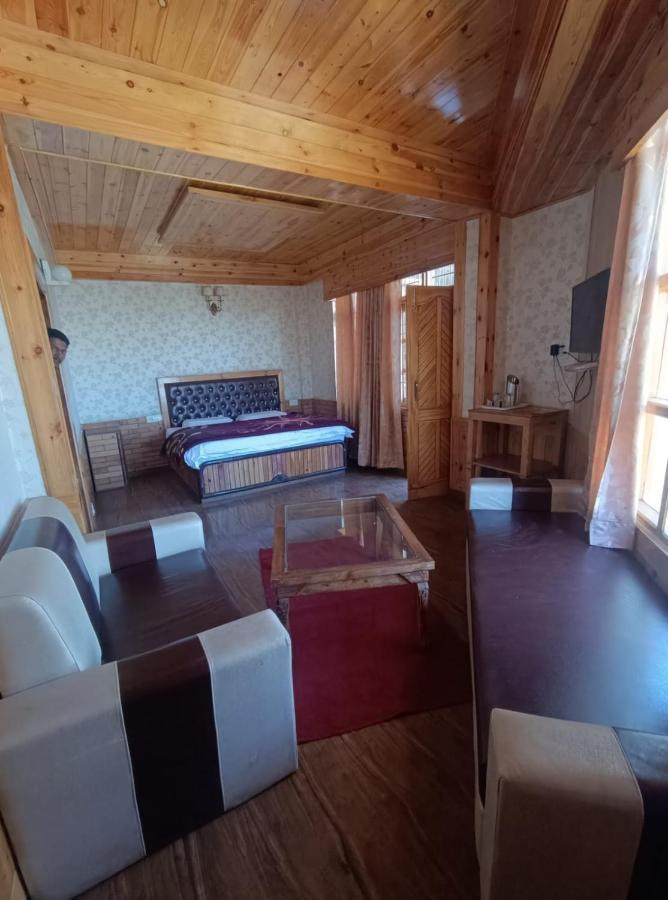 Hotel Krishna Vaas Shimla Zewnętrze zdjęcie
